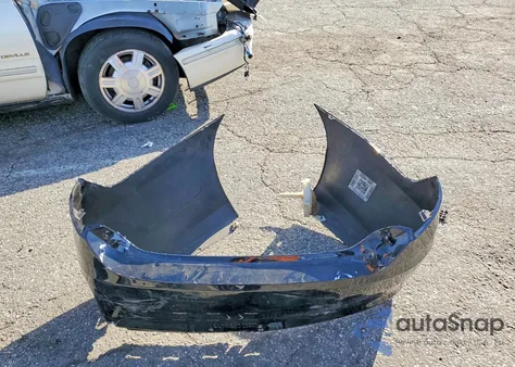 2016 Toyota Camry Le z USA, uszkodzony, nr VIN 4T1BF1FK9GU600004